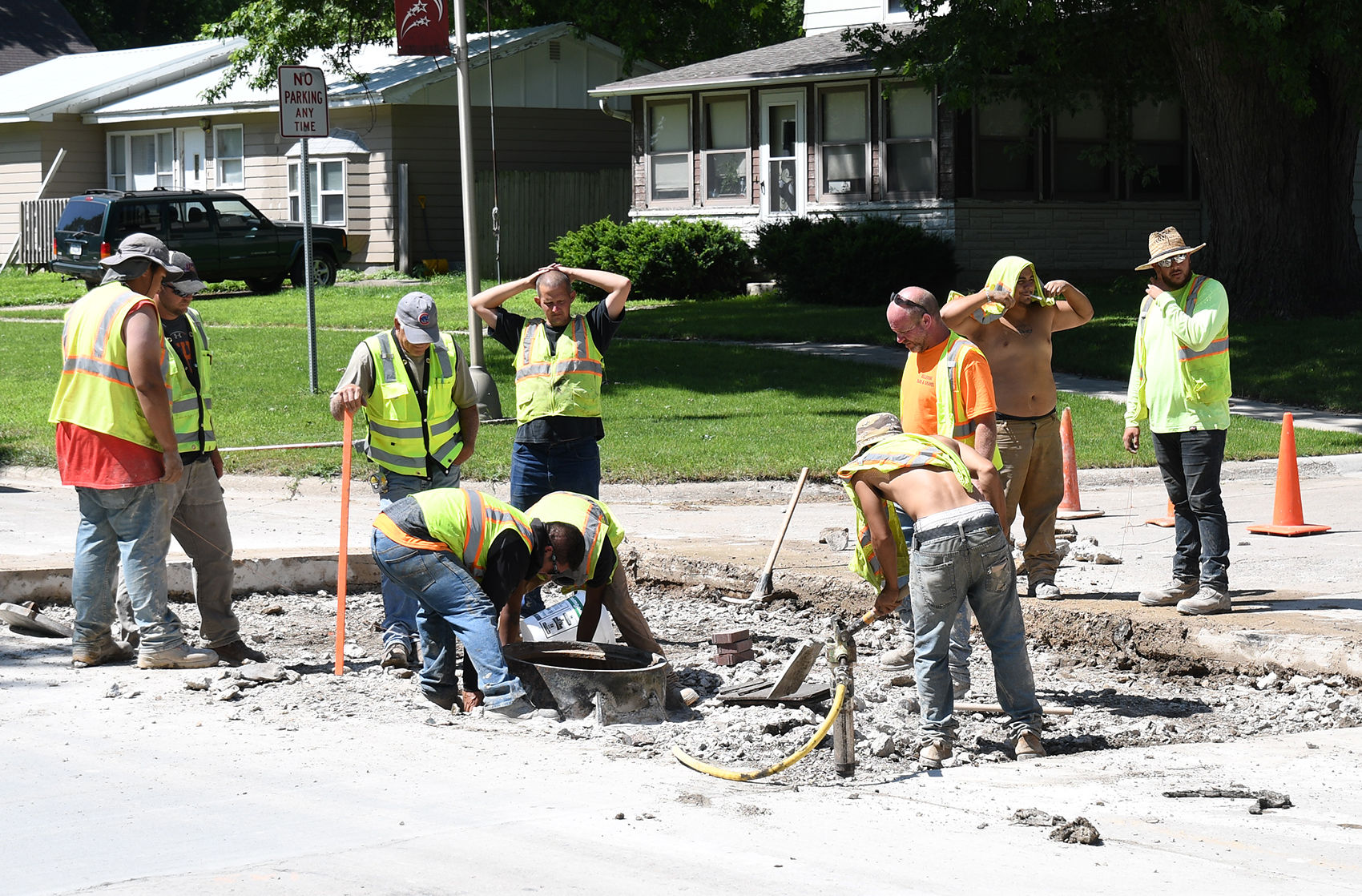 Highway 59 roadwork behind schedule